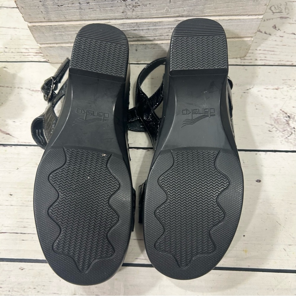 Dansko Surraya black comfort sling ankle strap sandals - Picture 7 of 7